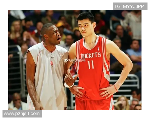 姚明与水花兄弟的传奇对决：篮球场上的巅峰时刻与友谊的交融