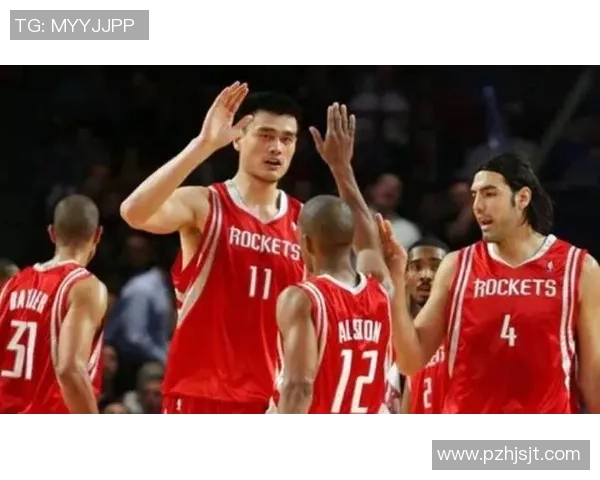 姚明在篮球场上展现削球技巧的精彩瞬间与背后故事