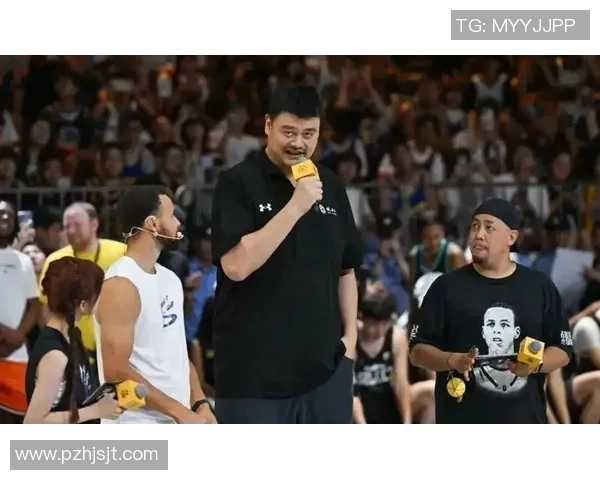 姚明前期灵活展现出色球技助力球队赢得比赛胜利的精彩瞬间