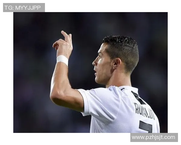 尤文图斯惊险逆转巴黎圣日耳曼乌龙球成比赛转折点引发全场狂欢